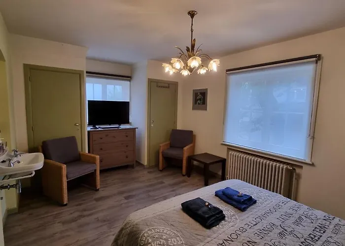 Bed & Breakfast Fernadine 3*